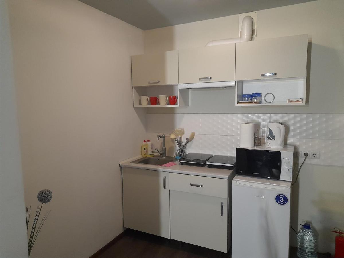 Modern Studio 15 Min To The City Centre Lviv Ngoại thất bức ảnh